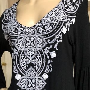 Woman's 2XL Shirt Dress. Excellent Black & White
